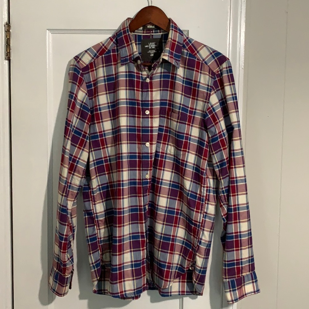 H&M L.O.G.G Regular fit casual button down. Purple